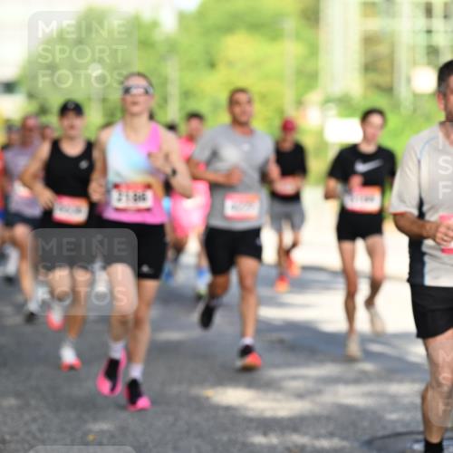 06.09.2026 - CURREX Alsterlauf Dr. Thomas Lammeyer http://msf.ph/oto/10124450 06.09.2026 09:41:31 Laufen 910 meine-sportfotos.de