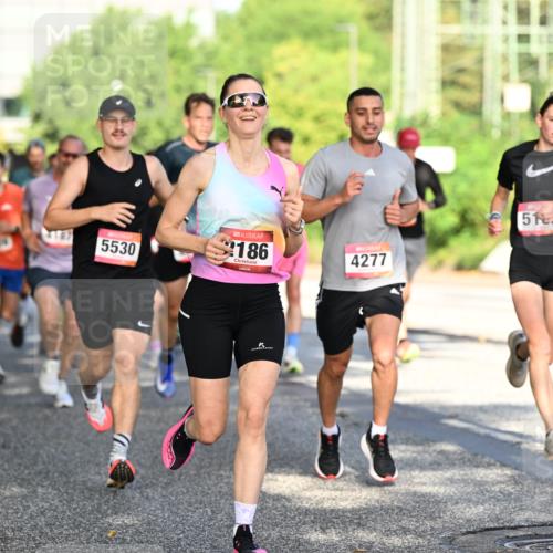 06.09.2026 - CURREX Alsterlauf Dr. Thomas Lammeyer http://msf.ph/oto/10124452 06.09.2026 09:41:31 Laufen 5530, 186, 4277, 51 meine-sportfotos.de