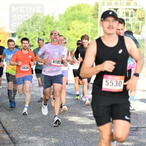 06.09.2026 - CURREX Alsterlauf Dr. Thomas Lammeyer http://msf.ph/oto/10124469 06.09.2026 09:41:33 Laufen 6047, 5626, 4187, 5530, 2564 meine-sportfotos.de