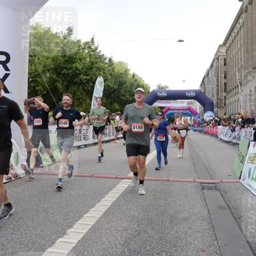 06.09.2026 - CURREX Alsterlauf Yannick Fuchs http://msf.ph/oto/10124471 06.09.2026 10:03:22 Ziel 2280, 2323, 2334, 2522, 3131, 3625, 3874, 5025, 5054, 5330, 5552, 5651, 5653, 6050, 6345, 6355, 6377, 8150 meine-sportfotos.de