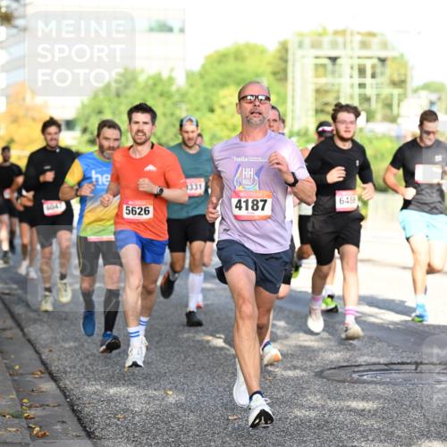 06.09.2026 - CURREX Alsterlauf Dr. Thomas Lammeyer http://msf.ph/oto/10124475 06.09.2026 09:41:34 Laufen 5626, 1331, 4187, 6486, 5477 meine-sportfotos.de