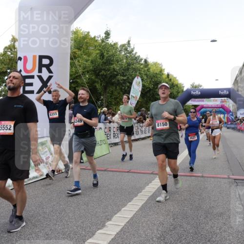 06.09.2026 - CURREX Alsterlauf Yannick Fuchs http://msf.ph/oto/10124485 06.09.2026 10:03:22 Ziel 2280, 2323, 2334, 2522, 3131, 3625, 3874, 5025, 5054, 5330, 5552, 5651, 5653, 6050, 6345, 6355, 6377, 8150 meine-sportfotos.de