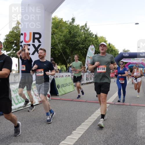 06.09.2026 - CURREX Alsterlauf Yannick Fuchs http://msf.ph/oto/10124494 06.09.2026 10:03:22 Ziel 2280, 2323, 2334, 2522, 3131, 3625, 3874, 5025, 5054, 5330, 5552, 5651, 5653, 6050, 6345, 6355, 6377, 8150 meine-sportfotos.de