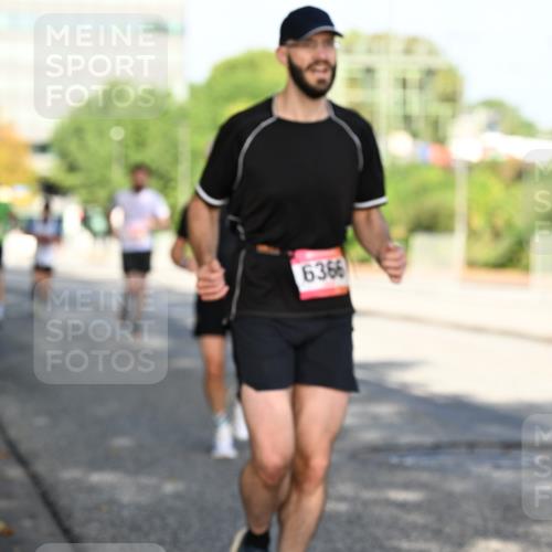 06.09.2026 - CURREX Alsterlauf Dr. Thomas Lammeyer http://msf.ph/oto/10124508 06.09.2026 09:41:40 Laufen 6366 meine-sportfotos.de