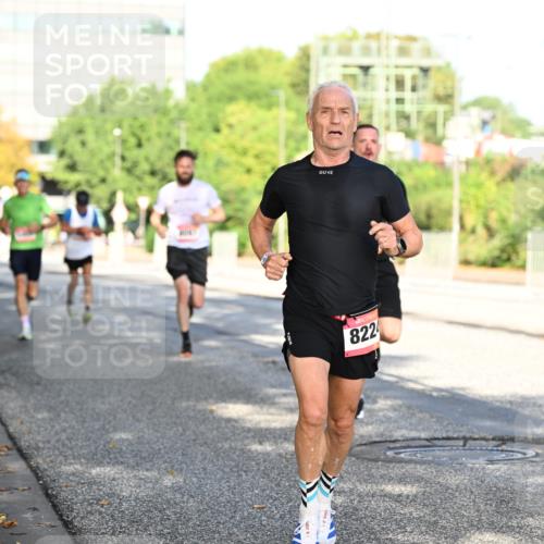 06.09.2026 - CURREX Alsterlauf Dr. Thomas Lammeyer http://msf.ph/oto/10124509 06.09.2026 09:41:41 Laufen 822 meine-sportfotos.de