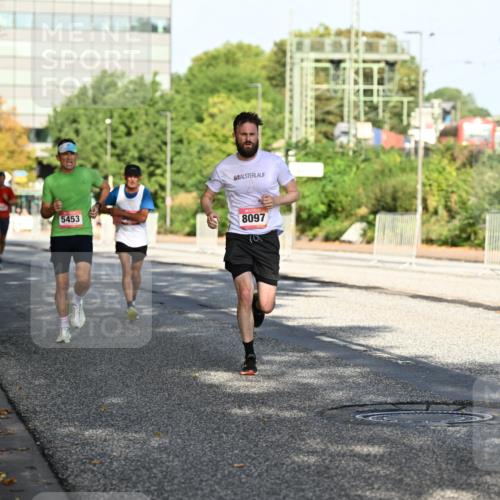 06.09.2026 - CURREX Alsterlauf Dr. Thomas Lammeyer http://msf.ph/oto/10124527 06.09.2026 09:41:42 Laufen 5453, 8097 meine-sportfotos.de
