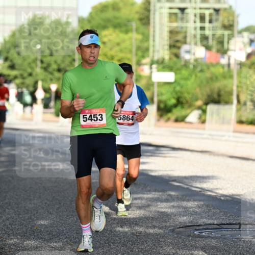 06.09.2026 - CURREX Alsterlauf Dr. Thomas Lammeyer http://msf.ph/oto/10124536 06.09.2026 09:41:44 Laufen 5453, 5864 meine-sportfotos.de