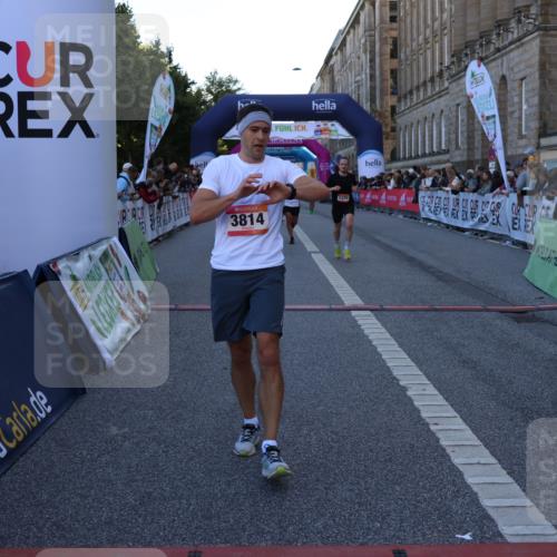 06.09.2026 - CURREX Alsterlauf Strokosch-Dieckow http://msf.ph/oto/10124558 06.09.2026 09:43:32 Ziel 3489, 3523, 3524, 3561, 3814, 4089, 4397, 4443, 4505, 5370, 5919, 8164, 8316 meine-sportfotos.de