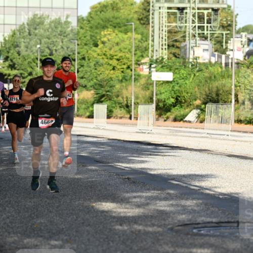 06.09.2026 - CURREX Alsterlauf Dr. Thomas Lammeyer http://msf.ph/oto/10124559 06.09.2026 09:41:48 Laufen 35, 529, 5271, 8216, 2452, 42, 4669 meine-sportfotos.de