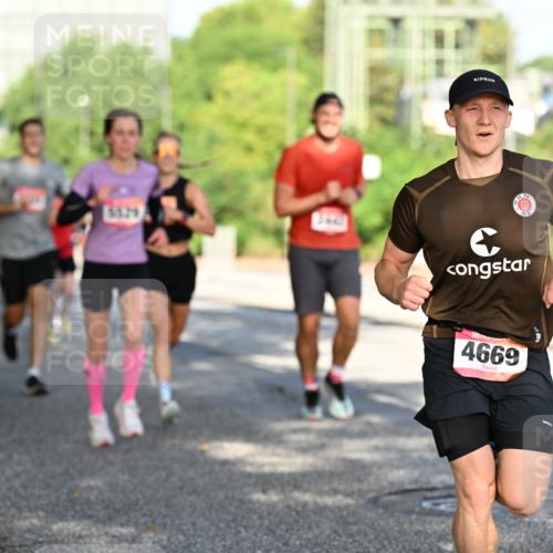 06.09.2026 - CURREX Alsterlauf Dr. Thomas Lammeyer http://msf.ph/oto/10124579 06.09.2026 09:41:50 Laufen 4, 4669 meine-sportfotos.de