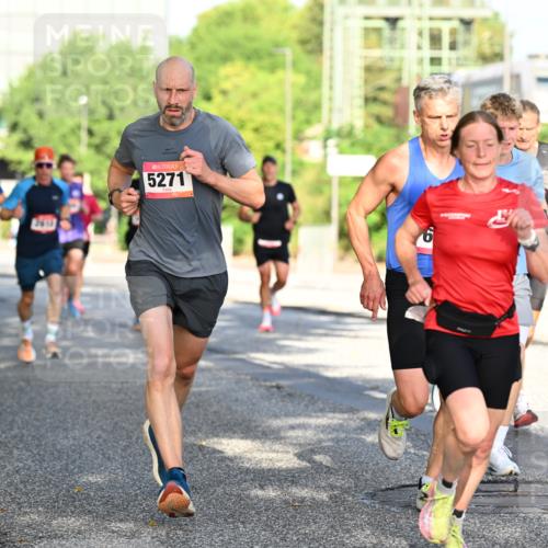06.09.2026 - CURREX Alsterlauf Dr. Thomas Lammeyer http://msf.ph/oto/10124616 06.09.2026 09:41:54 Laufen 5271, 6, 1182 meine-sportfotos.de