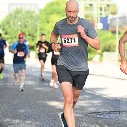 06.09.2026 - CURREX Alsterlauf Dr. Thomas Lammeyer http://msf.ph/oto/10124623 06.09.2026 09:41:55 Laufen 5271, 620 meine-sportfotos.de