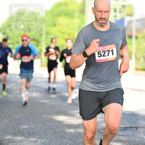06.09.2026 - CURREX Alsterlauf Dr. Thomas Lammeyer http://msf.ph/oto/10124627 06.09.2026 09:41:55 Laufen 11, 5271 meine-sportfotos.de
