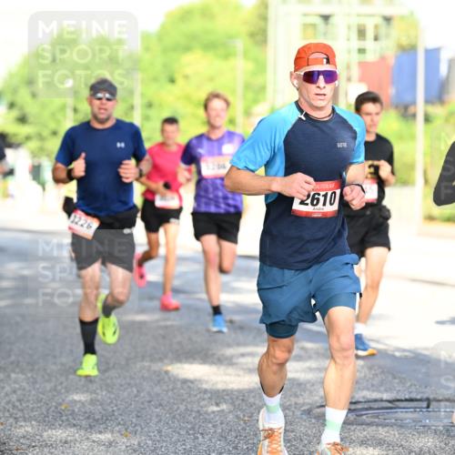 06.09.2026 - CURREX Alsterlauf Dr. Thomas Lammeyer http://msf.ph/oto/10124641 06.09.2026 09:41:58 Laufen 1226, 2610, 5909 meine-sportfotos.de