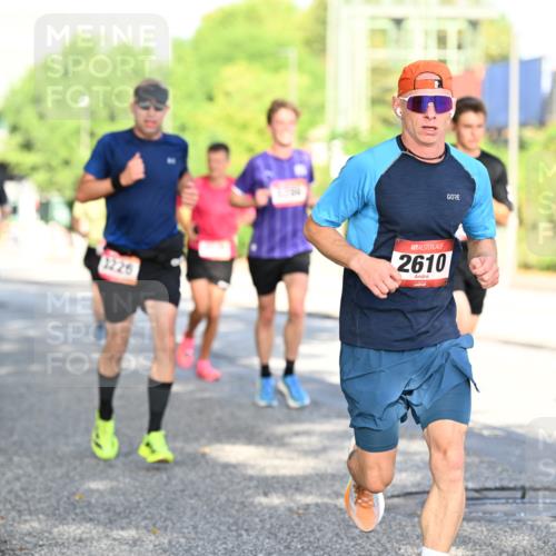 06.09.2026 - CURREX Alsterlauf Dr. Thomas Lammeyer http://msf.ph/oto/10124642 06.09.2026 09:41:58 Laufen 11, 11, 1226, 2610, 5909 meine-sportfotos.de