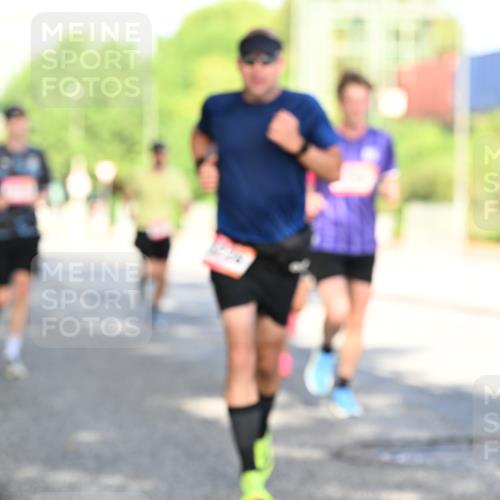06.09.2026 - CURREX Alsterlauf Dr. Thomas Lammeyer http://msf.ph/oto/10124651 06.09.2026 09:41:59 Laufen  meine-sportfotos.de
