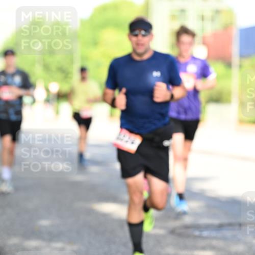 06.09.2026 - CURREX Alsterlauf Dr. Thomas Lammeyer http://msf.ph/oto/10124653 06.09.2026 09:41:59 Laufen  meine-sportfotos.de