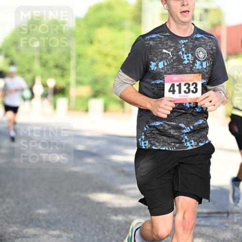 06.09.2026 - CURREX Alsterlauf Dr. Thomas Lammeyer http://msf.ph/oto/10124681 06.09.2026 09:42:01 Laufen 4133 meine-sportfotos.de