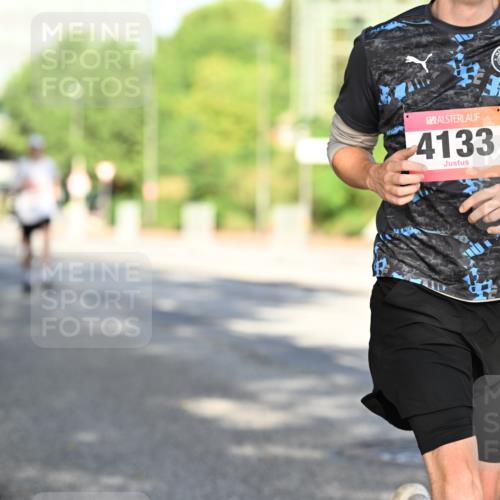 06.09.2026 - CURREX Alsterlauf Dr. Thomas Lammeyer http://msf.ph/oto/10124683 06.09.2026 09:42:02 Laufen 4133 meine-sportfotos.de