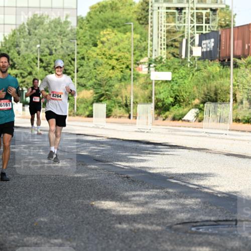 06.09.2026 - CURREX Alsterlauf Dr. Thomas Lammeyer http://msf.ph/oto/10124701 06.09.2026 09:42:03 Laufen 4128, 6161, 4011, 8264 meine-sportfotos.de