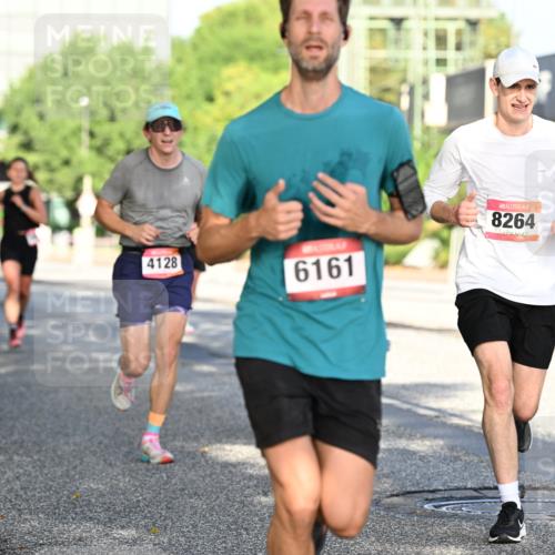 06.09.2026 - CURREX Alsterlauf Dr. Thomas Lammeyer http://msf.ph/oto/10124733 06.09.2026 09:42:06 Laufen 4128, 6161, 8264 meine-sportfotos.de