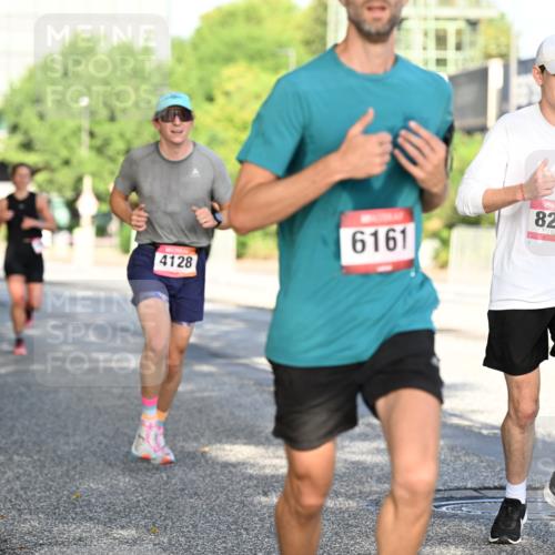 06.09.2026 - CURREX Alsterlauf Dr. Thomas Lammeyer http://msf.ph/oto/10124734 06.09.2026 09:42:07 Laufen 4128, 6161, 8264 meine-sportfotos.de