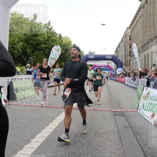 06.09.2026 - CURREX Alsterlauf Yannick Fuchs http://msf.ph/oto/10124755 06.09.2026 10:03:33 Ziel 2447, 2501, 2740, 2741, 2820, 2869, 3227, 3252, 3367, 3756, 4777, 5087, 5330, 5360, 5408, 5461, 5651, 6290, 6292, 6344, 8022, 8279 meine-sportfotos.de