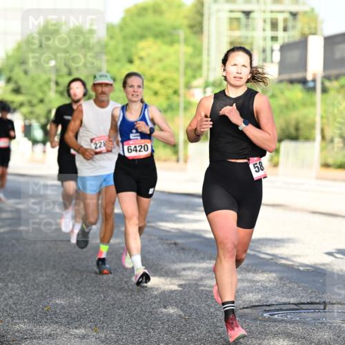 06.09.2026 - CURREX Alsterlauf Dr. Thomas Lammeyer http://msf.ph/oto/10124771 06.09.2026 09:42:10 Laufen 228, 6420, 58, 40 meine-sportfotos.de