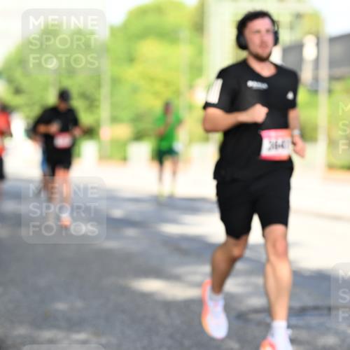 06.09.2026 - CURREX Alsterlauf Dr. Thomas Lammeyer http://msf.ph/oto/10124796 06.09.2026 09:42:13 Laufen  meine-sportfotos.de