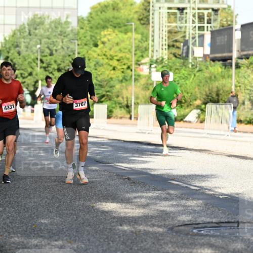 06.09.2026 - CURREX Alsterlauf Dr. Thomas Lammeyer http://msf.ph/oto/10124810 06.09.2026 09:42:14 Laufen 6243, 4331, 3767 meine-sportfotos.de