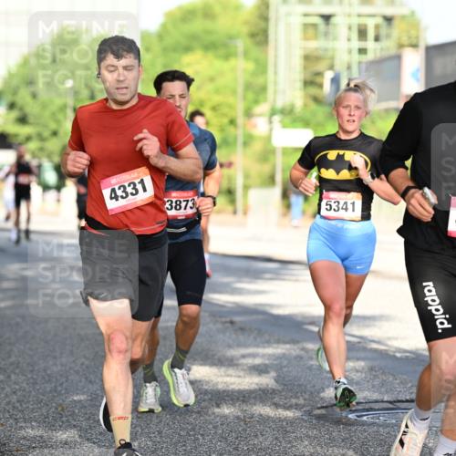 06.09.2026 - CURREX Alsterlauf Dr. Thomas Lammeyer http://msf.ph/oto/10124818 06.09.2026 09:42:17 Laufen 4331, 3873, 5341, 3767 meine-sportfotos.de