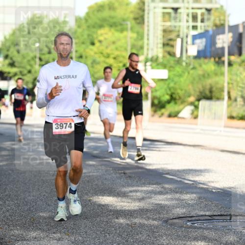 06.09.2026 - CURREX Alsterlauf Dr. Thomas Lammeyer http://msf.ph/oto/10124863 06.09.2026 09:42:22 Laufen 3974, 2786 meine-sportfotos.de