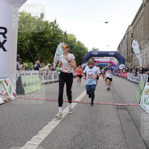 06.09.2026 - CURREX Alsterlauf Yannick Fuchs http://msf.ph/oto/10124896 06.09.2026 10:03:37 Ziel 2447, 2448, 2501, 2629, 2630, 2869, 3227, 3252, 3367, 3756, 4777, 5087, 5360, 5408, 5461, 5737, 6290, 6292, 6344, 8022, 8263, 8279, 8315, 8323 meine-sportfotos.de