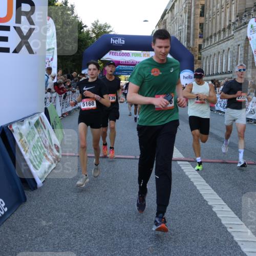 06.09.2026 - CURREX Alsterlauf Strokosch-Dieckow http://msf.ph/oto/10124909 06.09.2026 09:44:08 Ziel 2139, 2250, 2723, 3702, 3994, 4157, 4277, 4893, 5114, 5168, 5402, 5606, 6060, 8127, 8328 meine-sportfotos.de