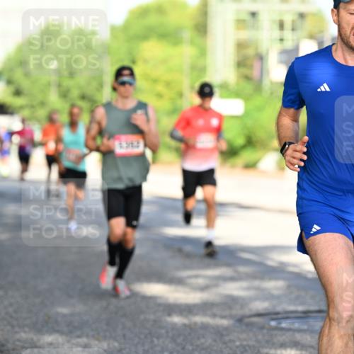 06.09.2026 - CURREX Alsterlauf Dr. Thomas Lammeyer http://msf.ph/oto/10124936 06.09.2026 09:42:29 Laufen  meine-sportfotos.de