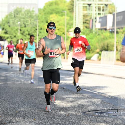 06.09.2026 - CURREX Alsterlauf Dr. Thomas Lammeyer http://msf.ph/oto/10124937 06.09.2026 09:42:29 Laufen 2170, 535, 4255 meine-sportfotos.de