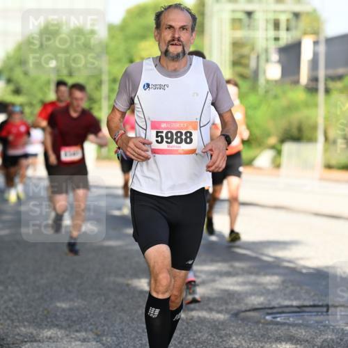 06.09.2026 - CURREX Alsterlauf Dr. Thomas Lammeyer http://msf.ph/oto/10124977 06.09.2026 09:42:33 Laufen 5988 meine-sportfotos.de