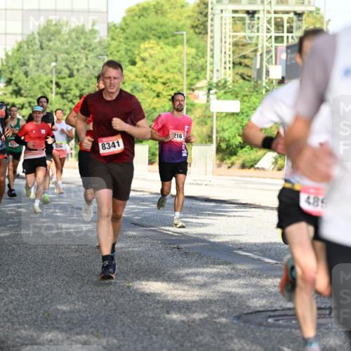 06.09.2026 - CURREX Alsterlauf Dr. Thomas Lammeyer http://msf.ph/oto/10124984 06.09.2026 09:42:34 Laufen 2406, 8341, 216, 489, 5988 meine-sportfotos.de