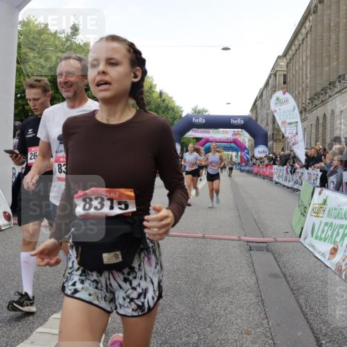 06.09.2026 - CURREX Alsterlauf Yannick Fuchs http://msf.ph/oto/10124986 06.09.2026 10:03:41 Ziel 2386, 2429, 2448, 2501, 2629, 2630, 2869, 3252, 3367, 3756, 4591, 5087, 5408, 5737, 6290, 6292, 6344, 8203, 8219, 8263, 8315, 8323 meine-sportfotos.de
