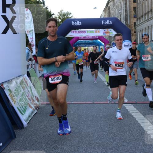 06.09.2026 - CURREX Alsterlauf Strokosch-Dieckow http://msf.ph/oto/10125012 06.09.2026 09:44:20 Ziel 2186, 2699, 3010, 3331, 3355, 3564, 3717, 4838, 4928, 5443, 5530, 5626, 5710, 5722, 5974, 6484, 6485, 6486, 8127, 8302 meine-sportfotos.de