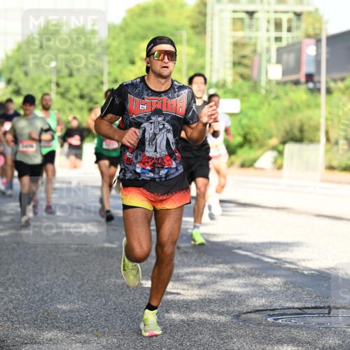 06.09.2026 - CURREX Alsterlauf Dr. Thomas Lammeyer http://msf.ph/oto/10125015 06.09.2026 09:42:37 Laufen  meine-sportfotos.de