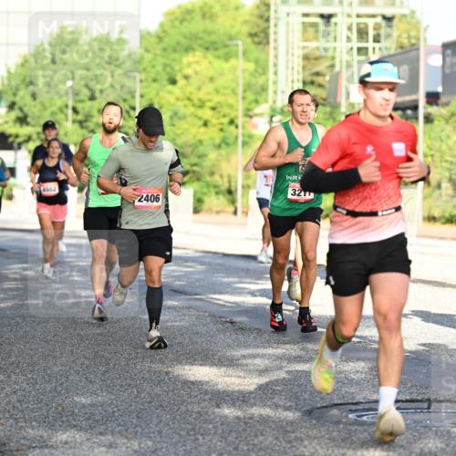 06.09.2026 - CURREX Alsterlauf Dr. Thomas Lammeyer http://msf.ph/oto/10125032 06.09.2026 09:42:39 Laufen 3429, 4982, 2406, 321, 520, 5699 meine-sportfotos.de