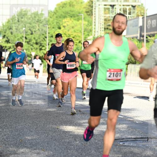 06.09.2026 - CURREX Alsterlauf Dr. Thomas Lammeyer http://msf.ph/oto/10125058 06.09.2026 09:42:41 Laufen 4372, 5926, 4982, 2101, 2406 meine-sportfotos.de