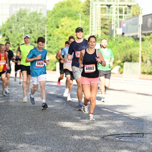 06.09.2026 - CURREX Alsterlauf Dr. Thomas Lammeyer http://msf.ph/oto/10125068 06.09.2026 09:42:42 Laufen 4372, 5926, 458, 31, 4982, 05, 81 meine-sportfotos.de