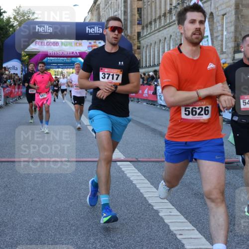 06.09.2026 - CURREX Alsterlauf Strokosch-Dieckow http://msf.ph/oto/10125076 06.09.2026 09:44:25 Ziel 2186, 3331, 3355, 3564, 3717, 4187, 4669, 4838, 4862, 4928, 5443, 5477, 5626, 5710, 5722, 5974, 6047, 6484, 6485, 6486, 8302 meine-sportfotos.de
