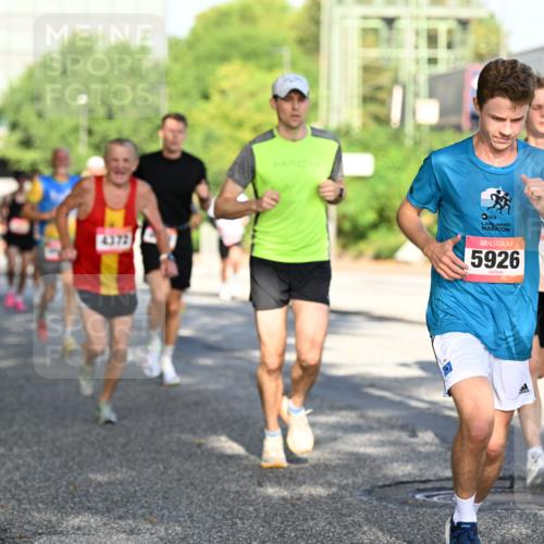 06.09.2026 - CURREX Alsterlauf Dr. Thomas Lammeyer http://msf.ph/oto/10125093 06.09.2026 09:42:44 Laufen 4372, 5926, 819 meine-sportfotos.de