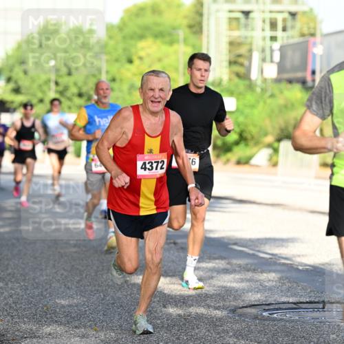 06.09.2026 - CURREX Alsterlauf Dr. Thomas Lammeyer http://msf.ph/oto/10125104 06.09.2026 09:42:46 Laufen 6, 4372, 6 meine-sportfotos.de
