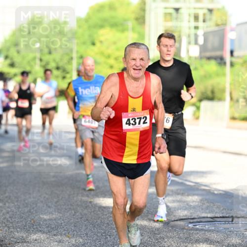06.09.2026 - CURREX Alsterlauf Dr. Thomas Lammeyer http://msf.ph/oto/10125108 06.09.2026 09:42:46 Laufen 6401, 4372, 6 meine-sportfotos.de