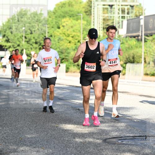 06.09.2026 - CURREX Alsterlauf Dr. Thomas Lammeyer http://msf.ph/oto/10125136 06.09.2026 09:42:50 Laufen 5123, 3602, 4141, 4828 meine-sportfotos.de