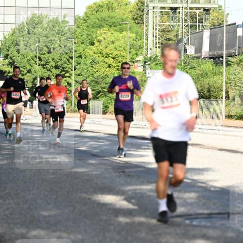 06.09.2026 - CURREX Alsterlauf Dr. Thomas Lammeyer http://msf.ph/oto/10125151 06.09.2026 09:42:51 Laufen 6450, 6072 meine-sportfotos.de